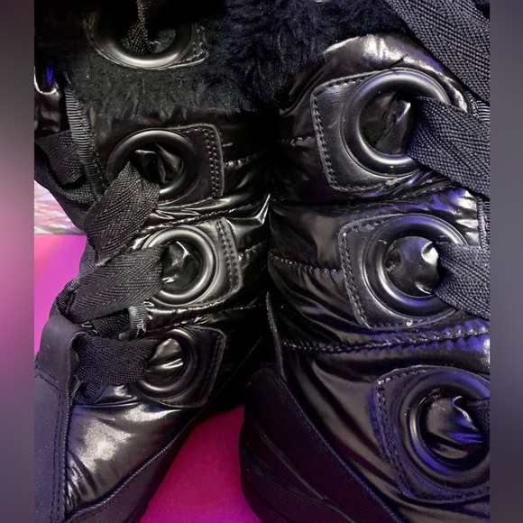 GUESS SHINY PUFFER Winter Boots size 7 - Picture 6 of 12